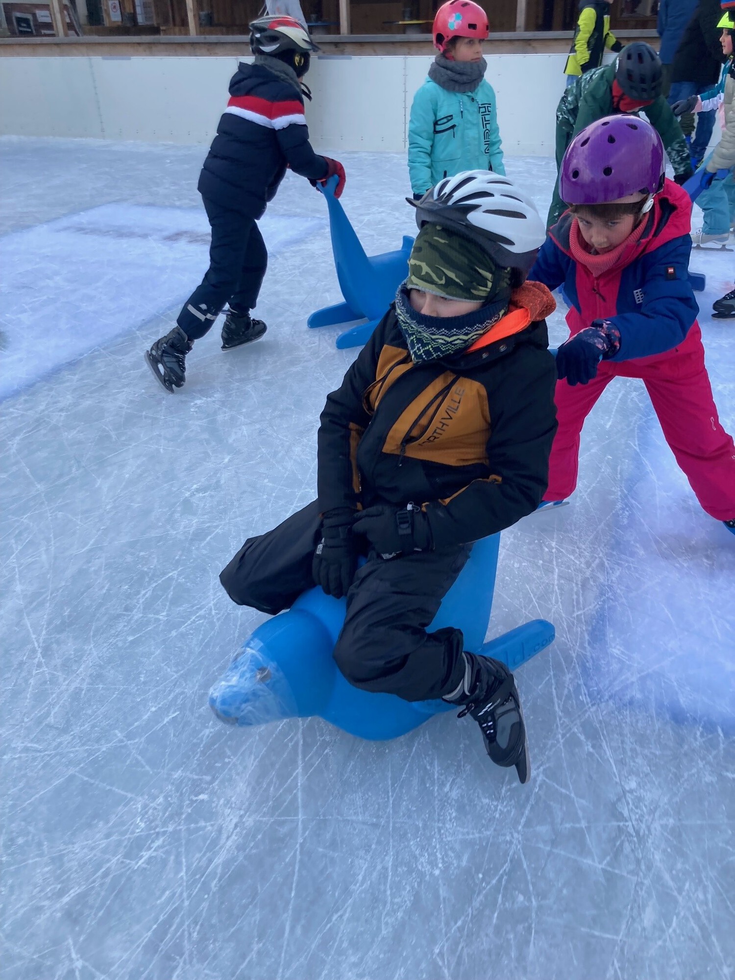 Besuch auf dem Eisfeld