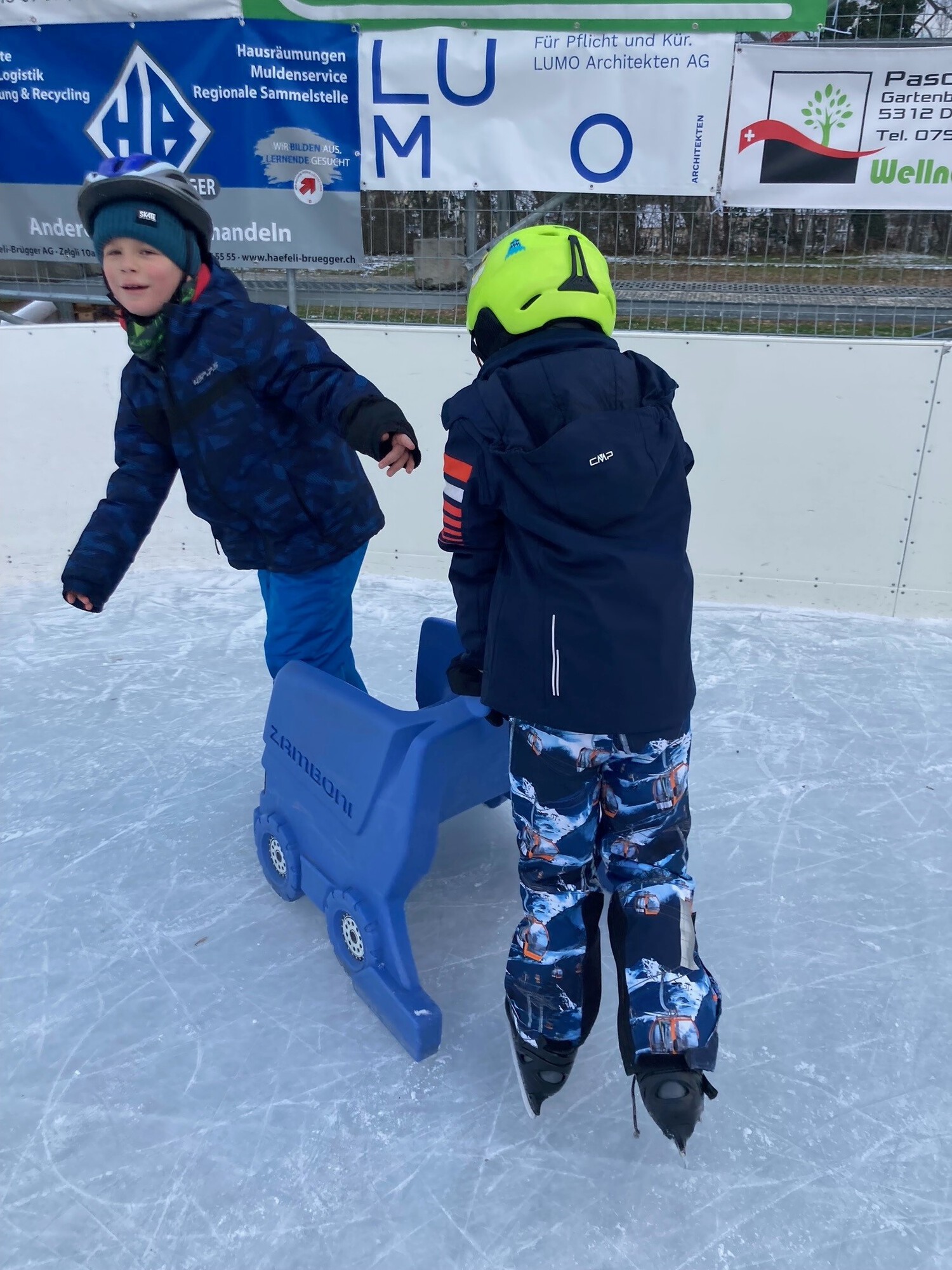 Besuch auf dem Eisfeld