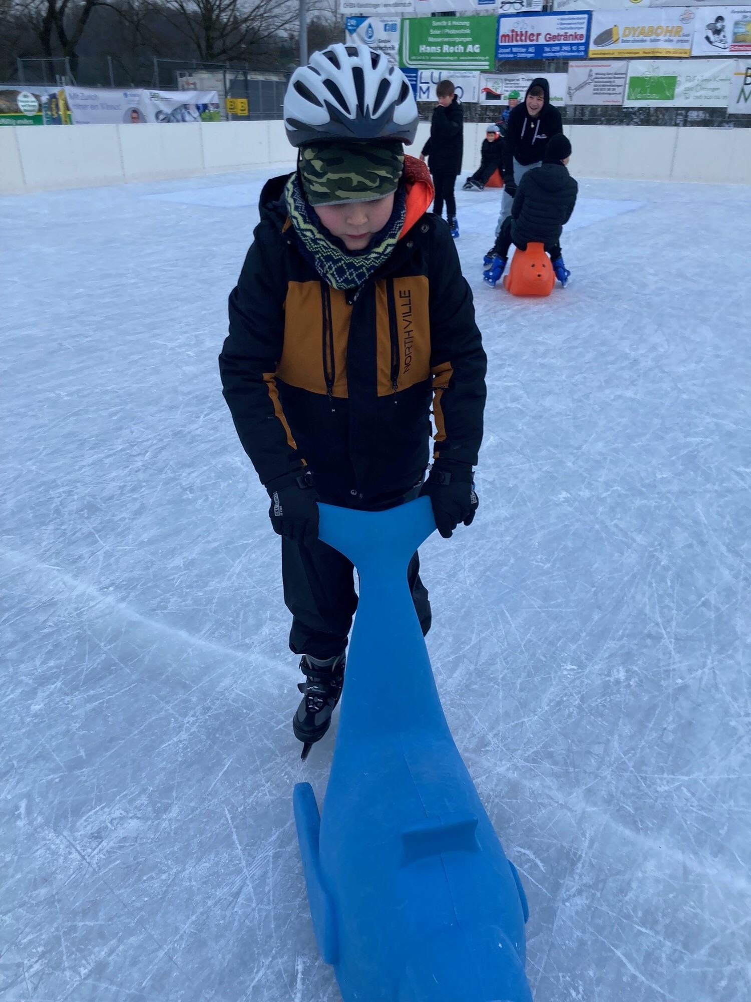 Besuch auf dem Eisfeld